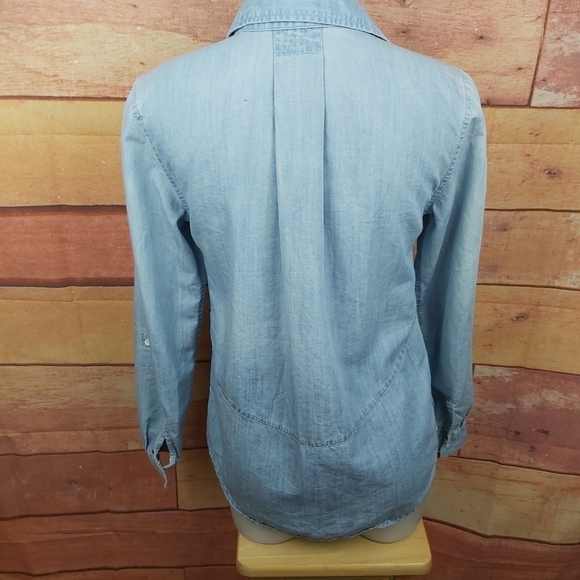 Tommy Hilfiger chambray light button down shirt Size XS - Picture 5 of 8